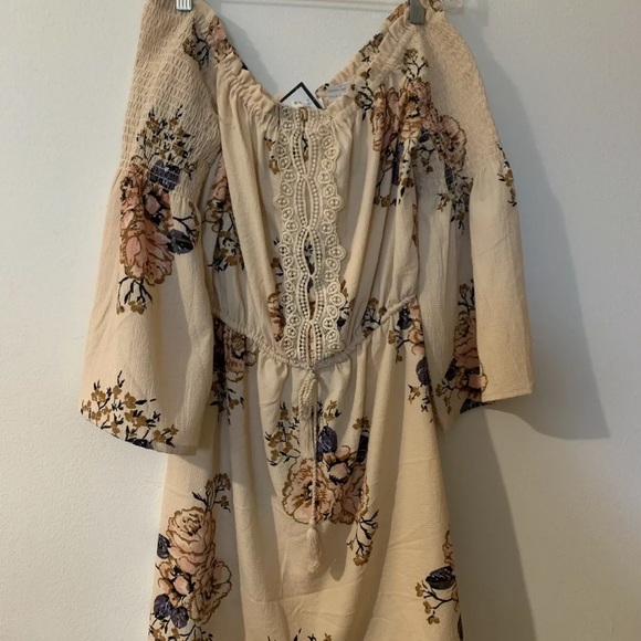 off shoulder floral dress with sleeves - Picture 2 of 9